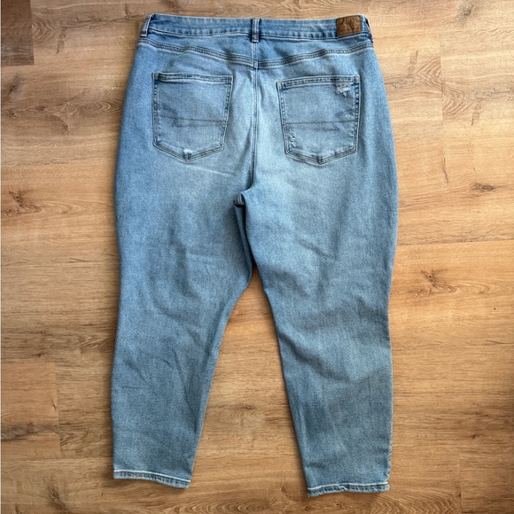 American Eagle Curvy Mom Jean - Picture 2 of 4
